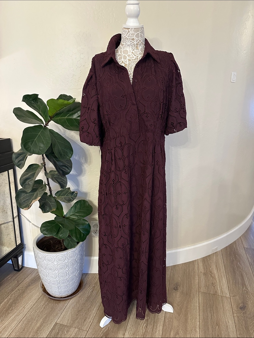 TUCKERNUCK
Winetasting Eyelet Delaney Dress size XXL NWT